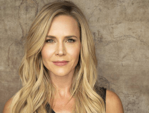 Julie Benz Net Worth